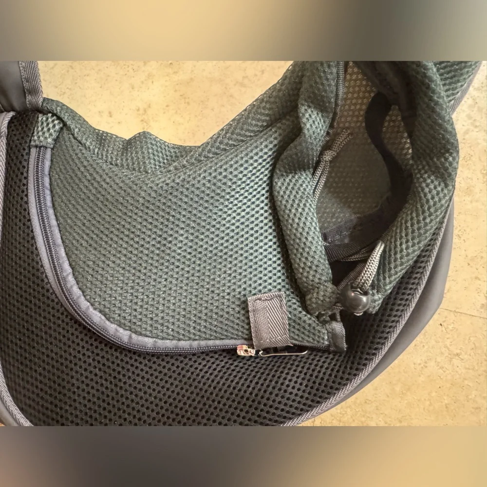 NWOT Mesh Pet Shouler Bag Sz S